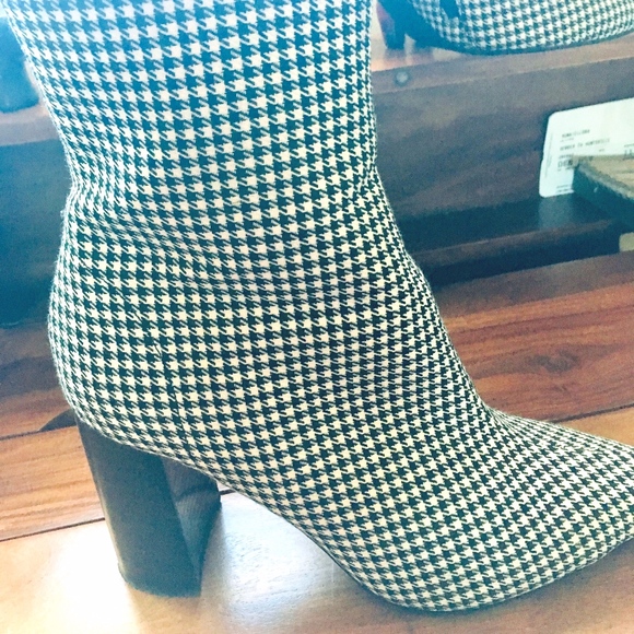 Jeffrey Campbell Black and White Houndstooth Ankle Boots - Picture 2 of 5